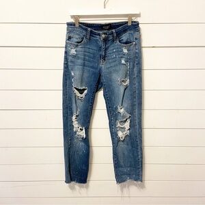 Judy Blue | Women’s Factory Distressed Boyfriends Raw Hem Fit Jeans Size 5/27